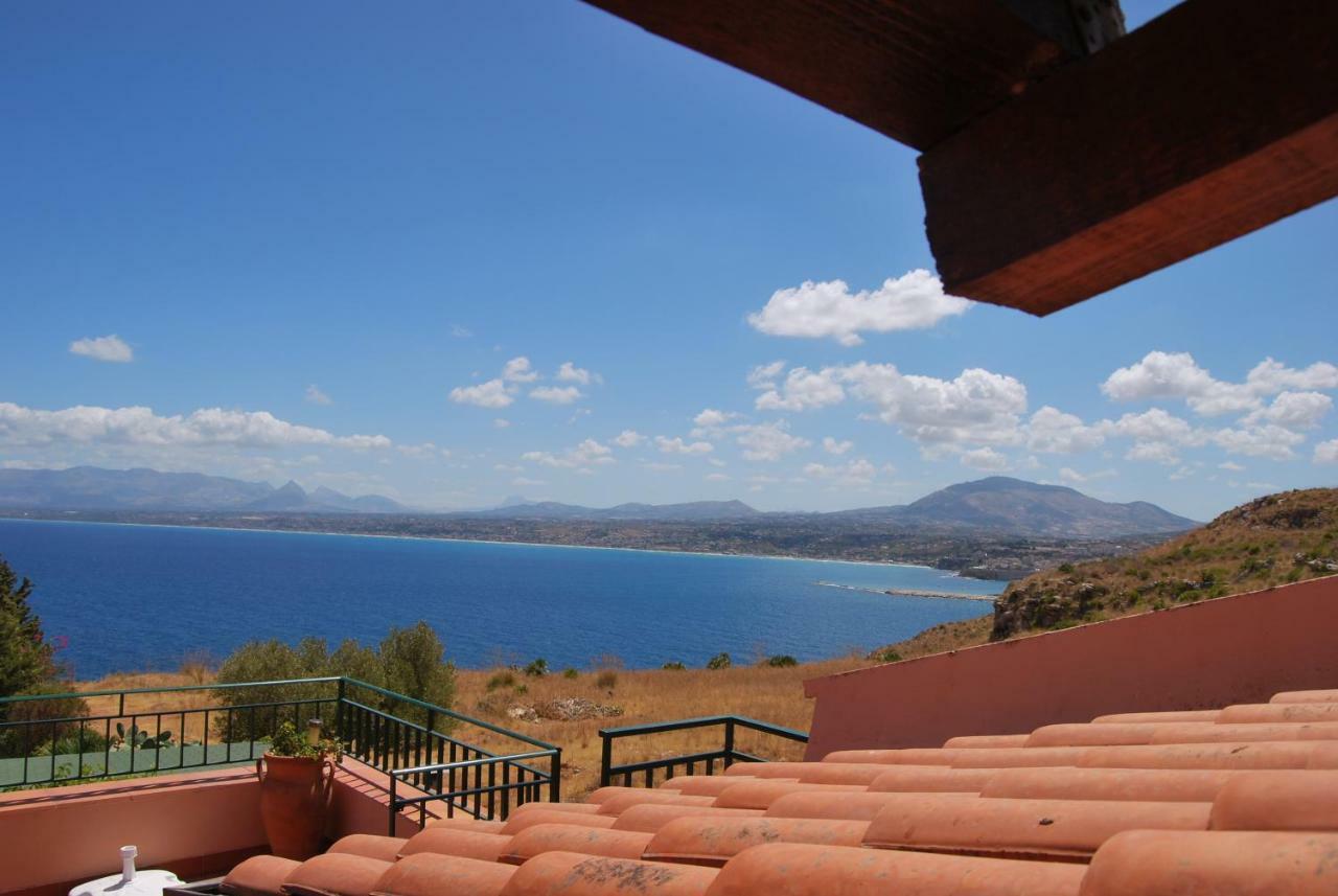Casa Vacanze La Terrazza Sul Golfo กัสเตลลัมมาเร เดล โกลโฟ ภายนอก รูปภาพ